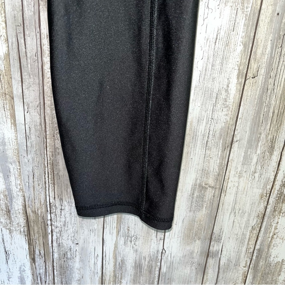 Under Armor Black Compression Leggings - Picture 2 of 7